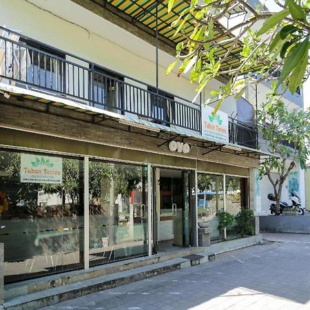 Oyo 734 Tuban Torres Accomodation Kuta  Bagian luar foto