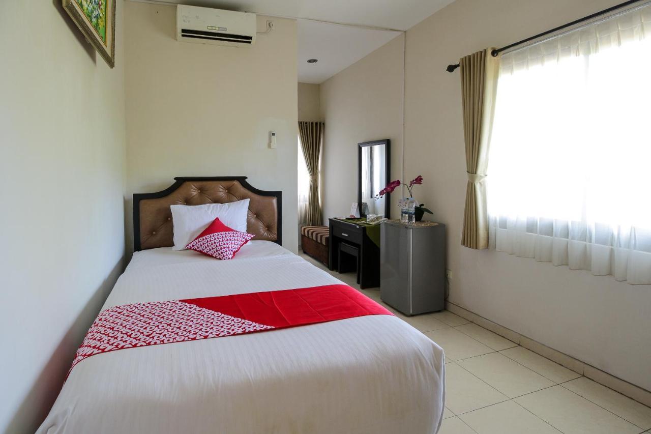 Oyo 734 Tuban Torres Accomodation Kuta  Bagian luar foto