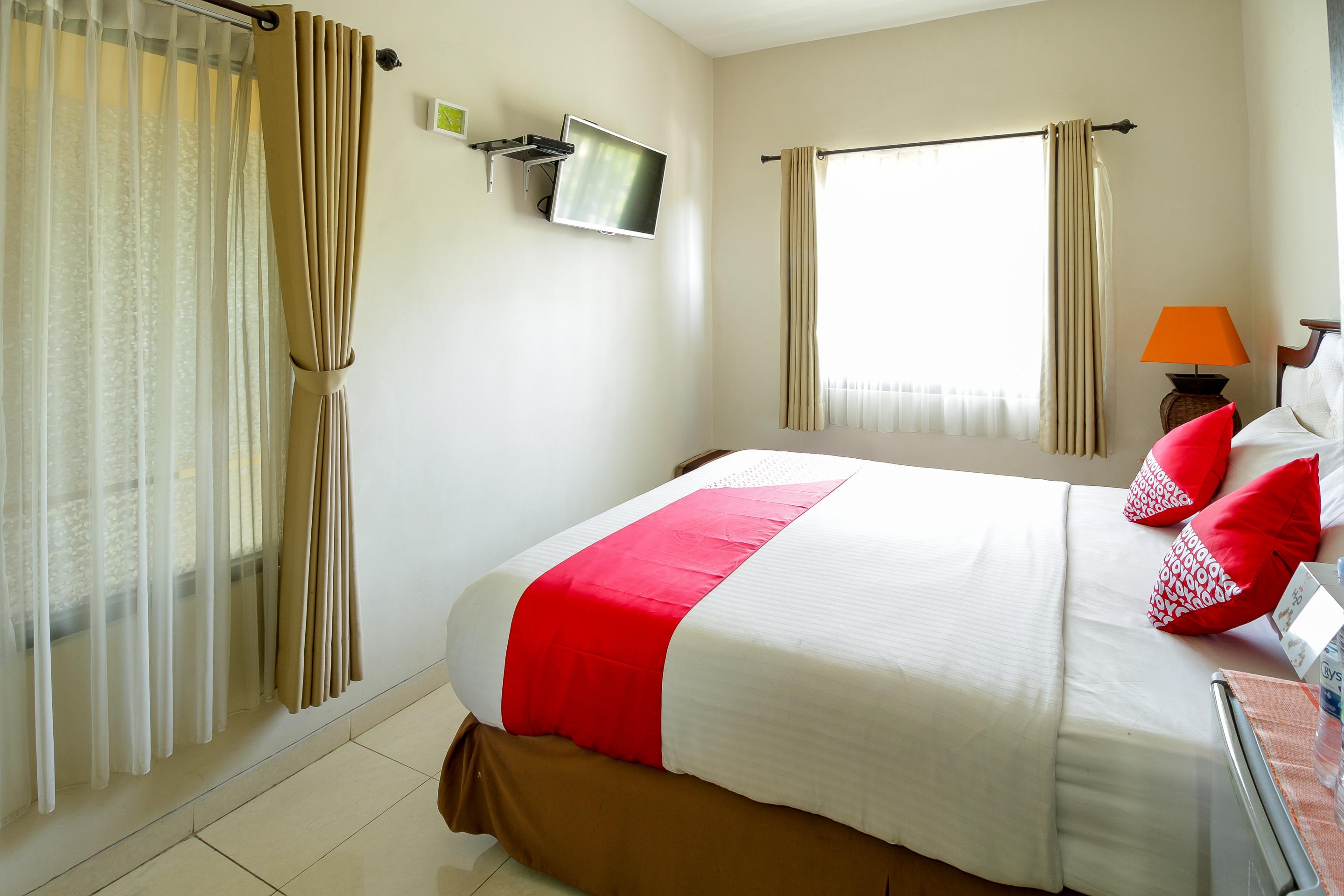 Oyo 734 Tuban Torres Accomodation Kuta  Bagian luar foto