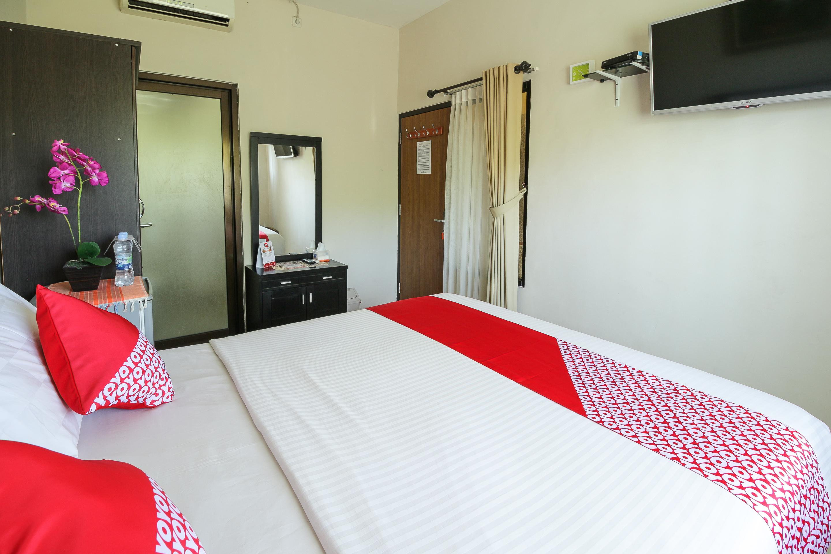 Oyo 734 Tuban Torres Accomodation Kuta  Bagian luar foto