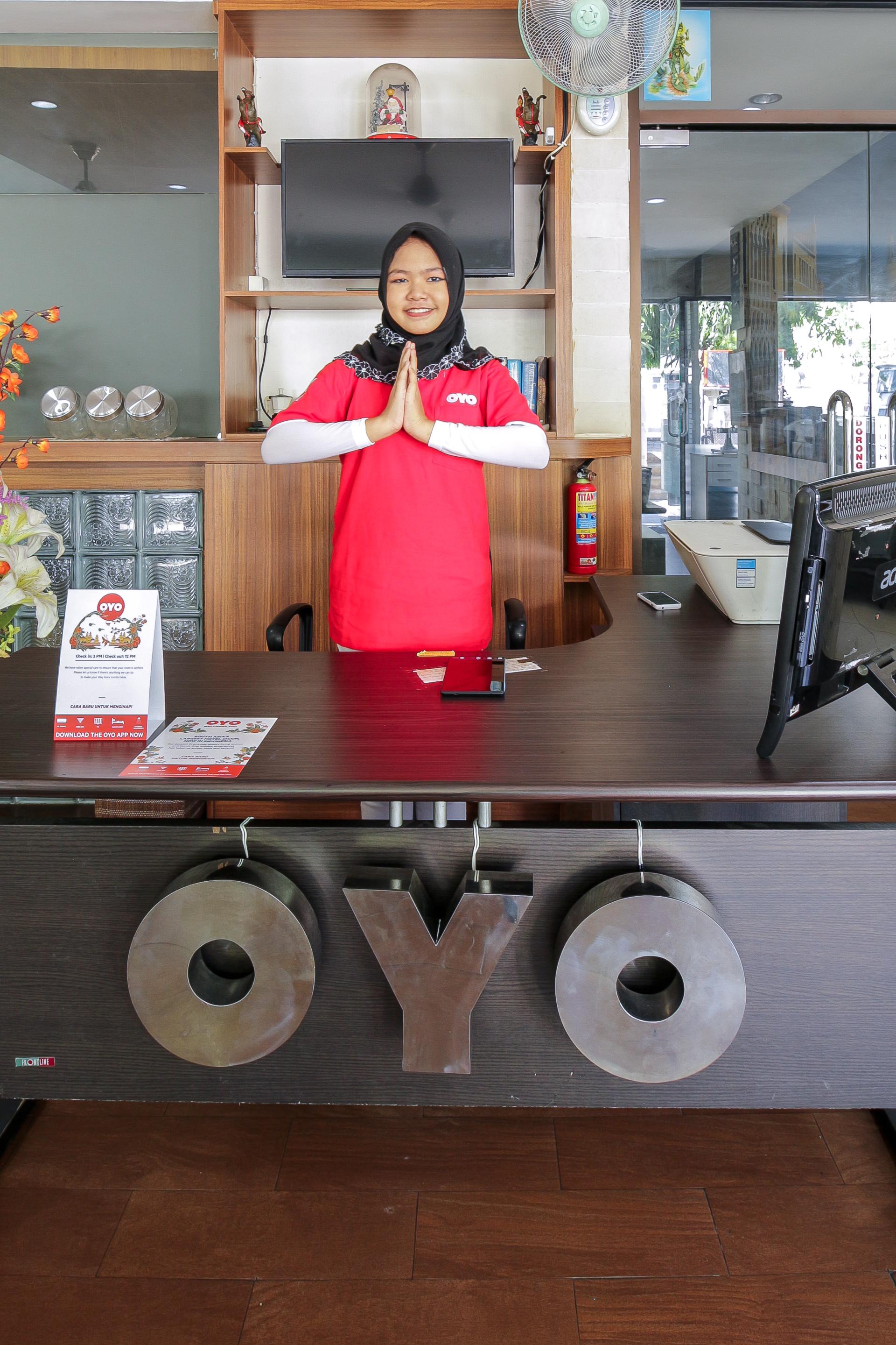 Oyo 734 Tuban Torres Accomodation Kuta  Bagian luar foto
