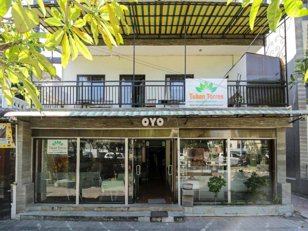 Oyo 734 Tuban Torres Accomodation Kuta  Bagian luar foto